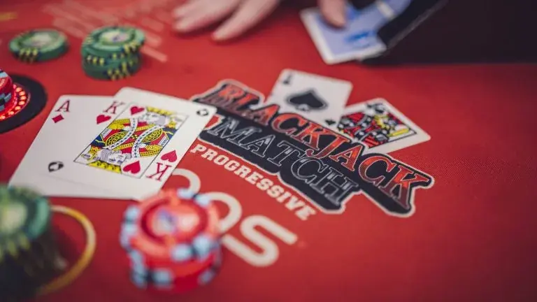Blackjack bei Kingmaker casino